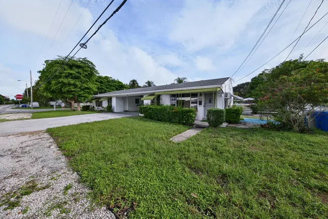 2-bedroom rental at 239 NE 24TH Avenue, Pompano Beach