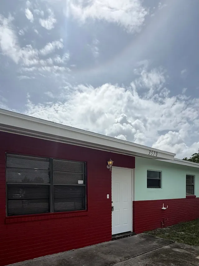 4-bedroom rental at 3570 Gull Road, Palm Beach Gardens