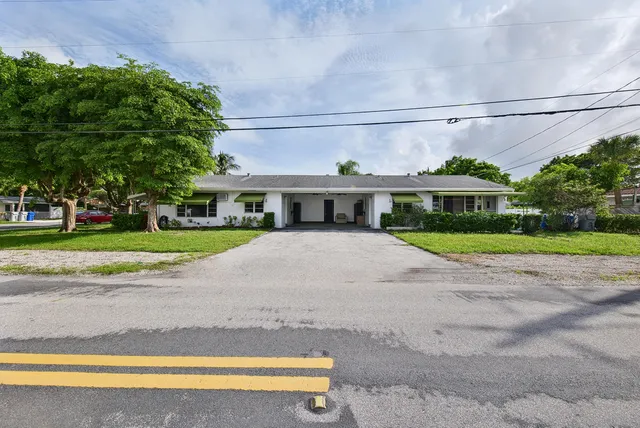 2-bedroom rental at 2312 NE 4th Street, Pompano Beach