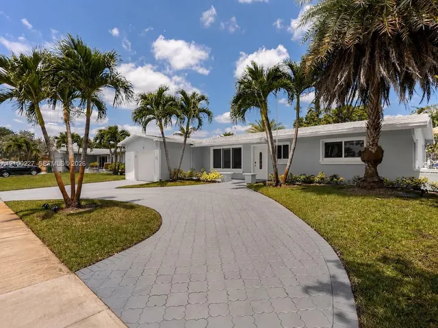 3-bedroom home at 10911 Taft Street, Pembroke Pines