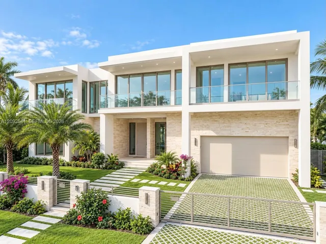 5-bedroom home at 2000 S Hibiscus Drive, North Miami