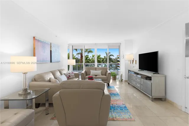 2-bedroom home at 21205 Yacht Club Drive #504, Aventura
