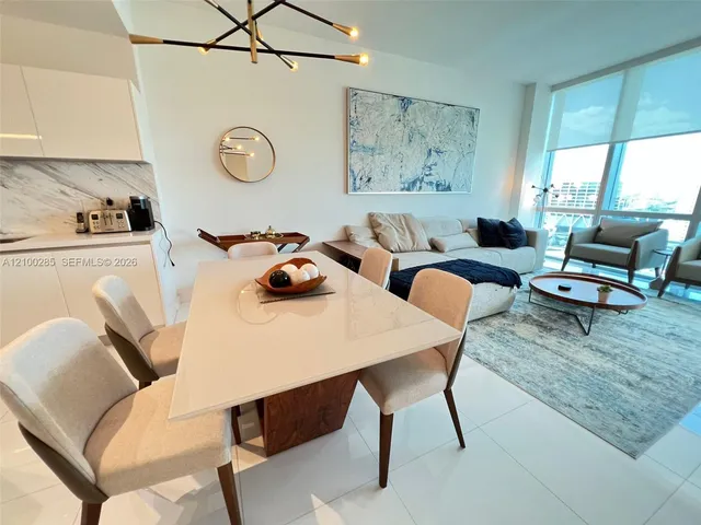 1-bedroom rental at 851 NE 1st Avenue #1906, Miami