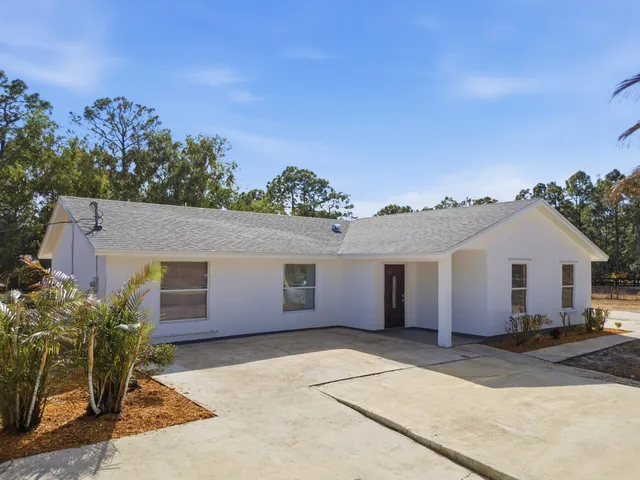 3-bedroom home at 14242 77TH Place N, The Acreage