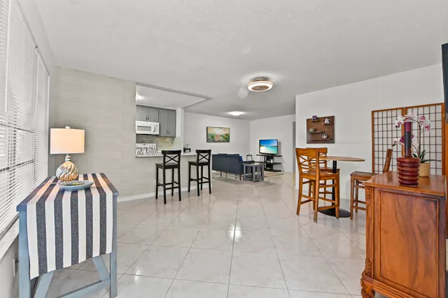 1-bedroom home at 120 HIGH POINT Boulevard #C, Delray Beach