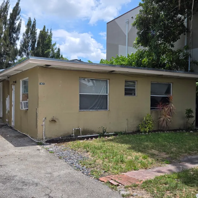 3-bedroom rental at 830 SW 14th Street #2, Pompano Beach