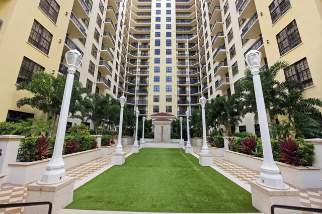 1-bedroom rental at 701 S OLIVE Avenue #216, West Palm Beach