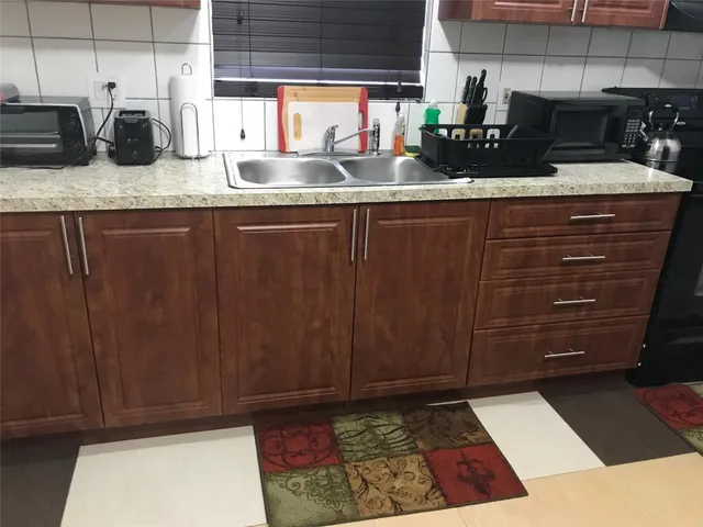 1-bedroom rental at 161 NW 164th Street #5, Miami
