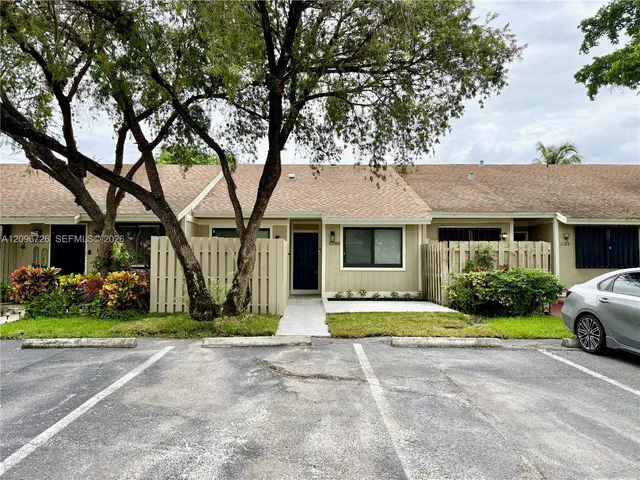 3-bedroom home at 11189 NW 37th Street, Sunrise
