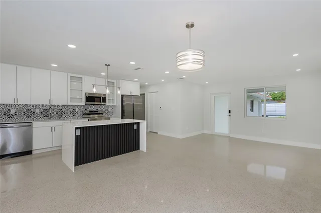3-bedroom rental at 1025 SW 11th Street #1025, Miami