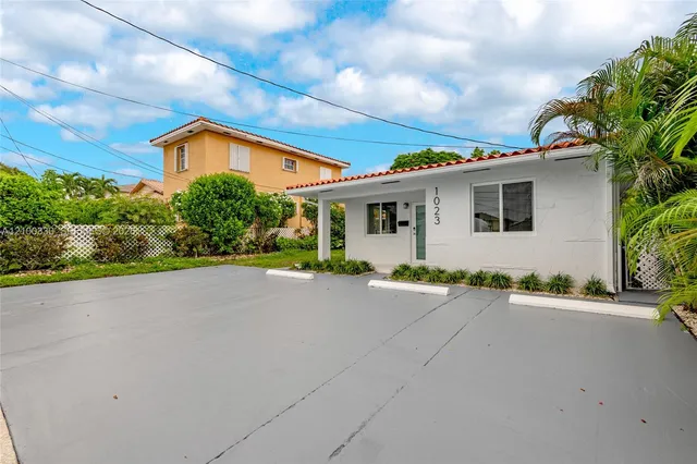 2-bedroom rental at 1023 SW 11th Street #1023, Miami