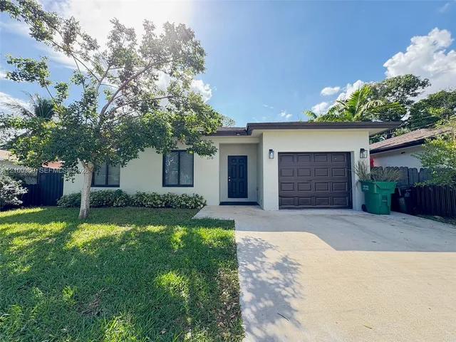 3-bedroom rental at 2518 NW 9th Place, Fort Lauderdale