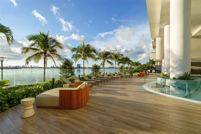 3-bedroom rental at 700 NE 24th Street #1803, Miami