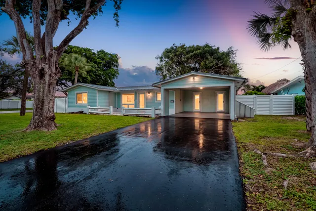 2-bedroom home at 690 SE 5th Court, Pompano Beach