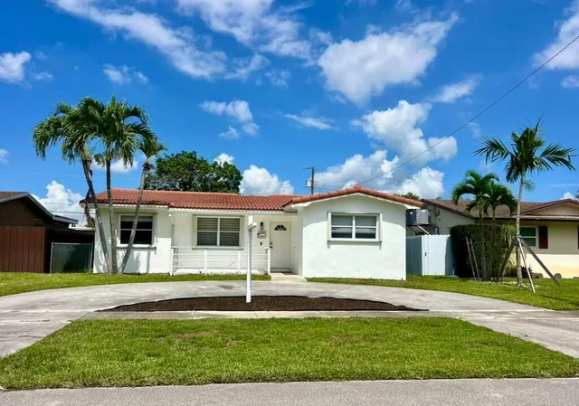 3-bedroom home at 2200 N 47th Avenue, Hollywood