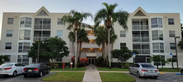 2-bedroom rental at 5936 Morningstar Circle #202, Delray Beach