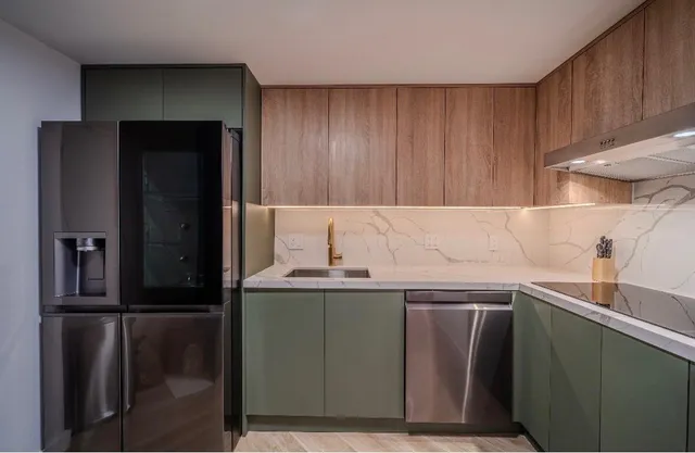 2-bedroom rental at 801 BRICKELL BAY Drive #1168, Miami