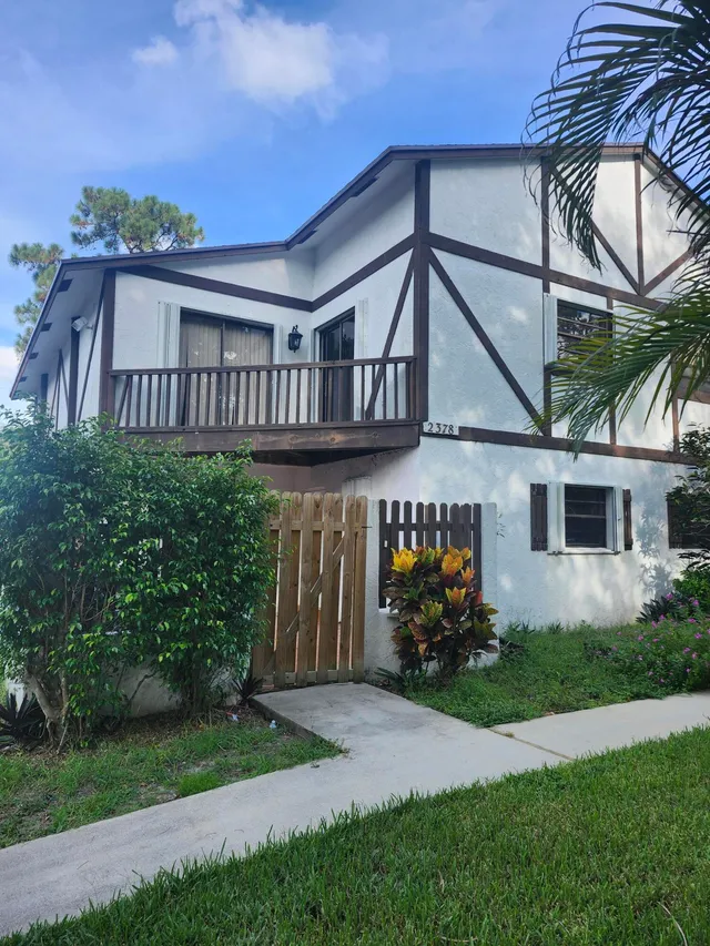 2-bedroom rental at 2378 LENA Lane, West Palm Beach