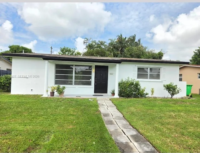 2-bedroom home at 6421 NW 26th Street, Sunrise