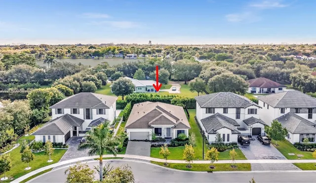 6-bedroom home at 5736 SW 104th Terrace, Cooper City