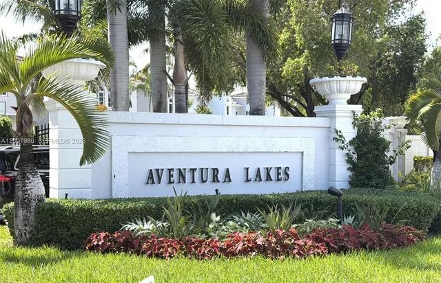 4-bedroom home at 3191 NE 211th Terrace, Aventura