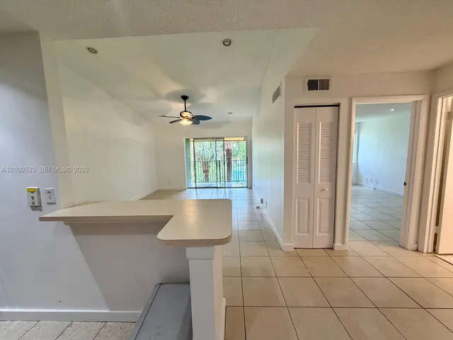 1-bedroom rental at 10765 Cleary Boulevard #306, Plantation