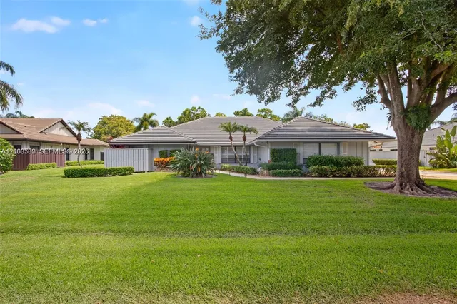 3-bedroom rental at 15 W Balfour Road W, Palm Beach Gardens