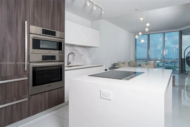 1-bedroom rental at 851 NE 1st Avenue #4406, Miami