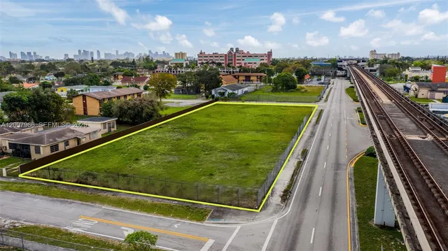 Land at 6611 NW 27th Avenue, Miami