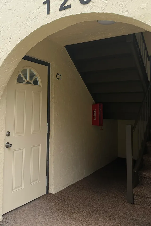 2-bedroom home at 120 Lake Pine Circle #C-1, Greenacres