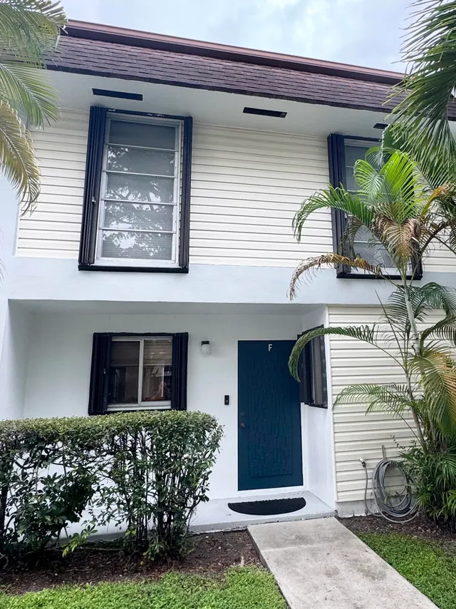 3-bedroom home at 3321 Farragut Street #7F, Hollywood