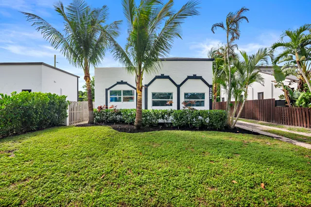 2-bedroom home at 522 Upland Road, West Palm Beach