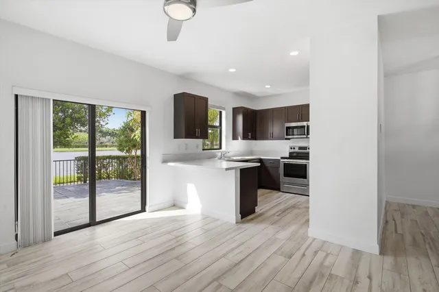 2-bedroom home at 5884 Mustang Manor, Davie