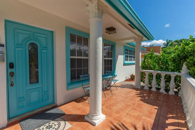 6-bedroom home at 951 Green Street, West Palm Beach