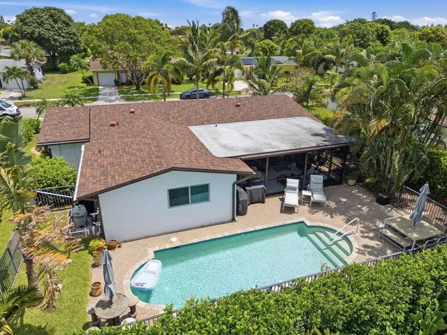 2-bedroom rental at 6372 SLEEPY WILLOW Way, Delray Beach