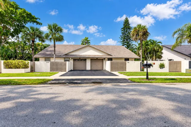2-bedroom rental at 568 SW 28th Avenue, Delray Beach