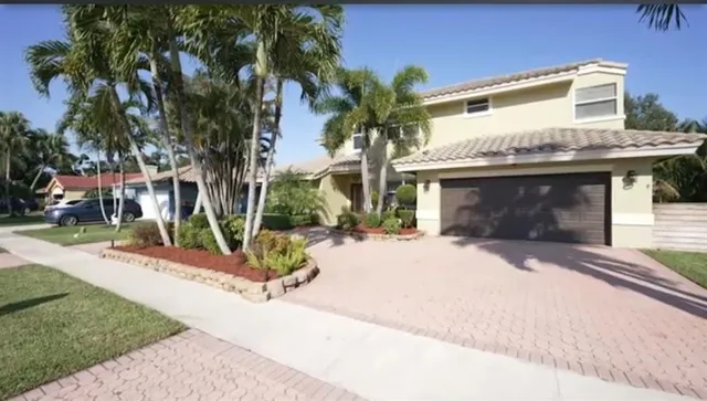 5-bedroom rental at 9651 NW 39TH Street, Cooper City