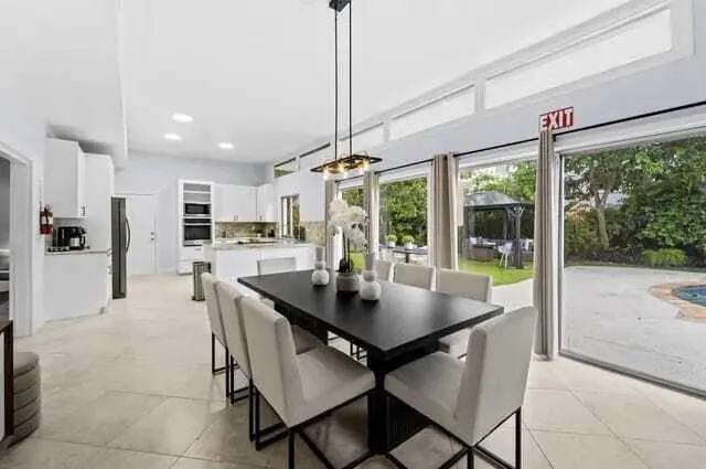 3-bedroom rental at 228 Flagler Lane, West Palm Beach