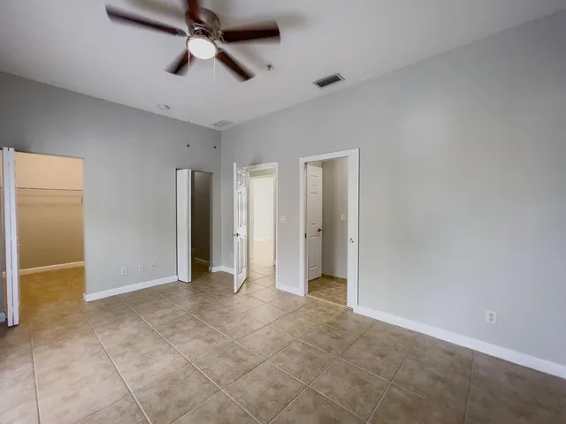 2-bedroom rental at 2379 Vintage Drive, Lighthouse Point