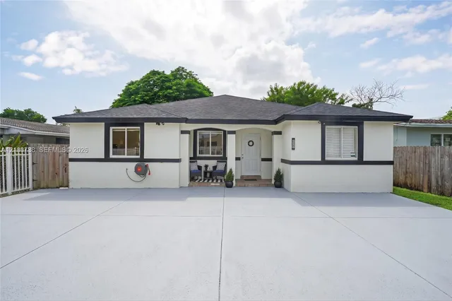 4-bedroom home at 10170 W Fern Street, Miami