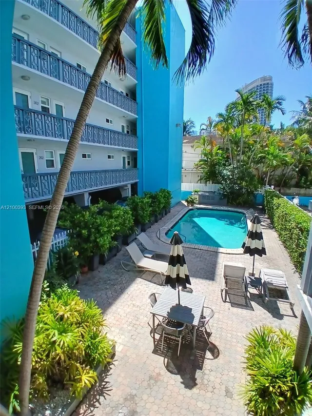 1-bedroom home at 1400 Lincoln Road #301, Miami Beach