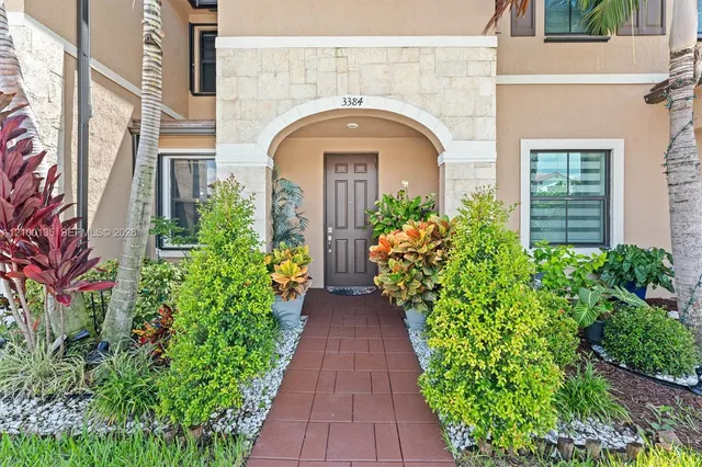 3-bedroom home at 3384 W 106th Terrace, Hialeah
