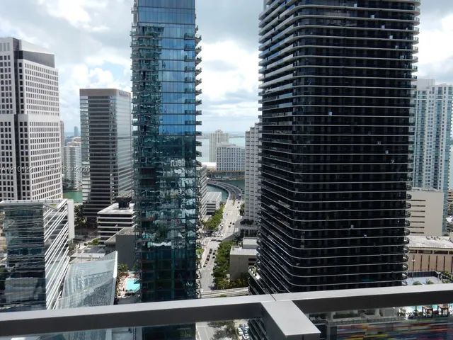 2-bedroom home at 88 SW 7th Street #2703, Miami