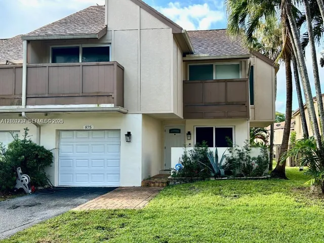 4-bedroom home at 875 NW 80th Terrace #1, Plantation