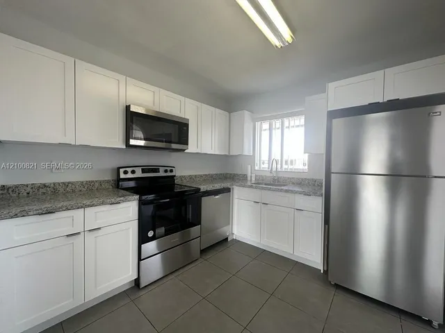 2-bedroom rental at 980 NE 170th Street #212, North Miami Beach