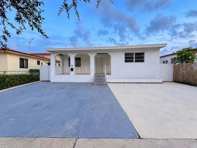 3-bedroom rental at 282 E 19th Street, Hialeah