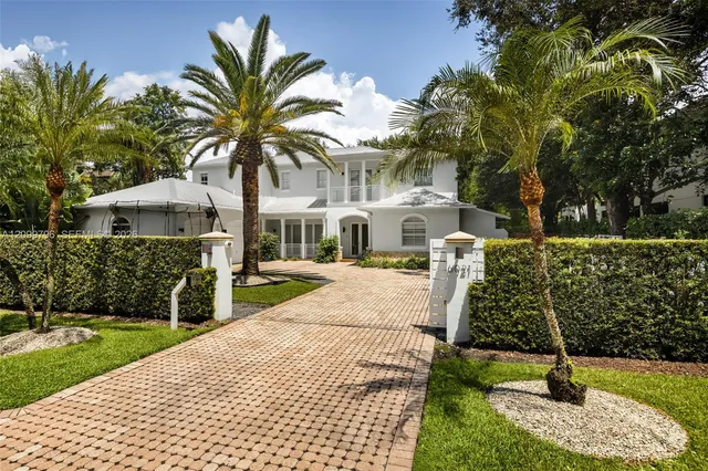 6-bedroom rental at 6021 SW 81st Street #., South Miami