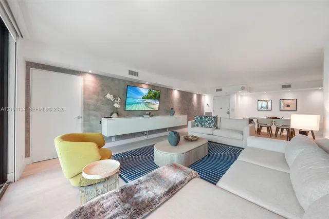 2-bedroom rental at 1111 Crandon Boulevard #A1105, Key Biscayne