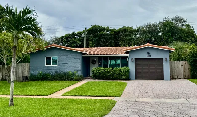 3-bedroom home at 4300 GRANT Street, Hollywood