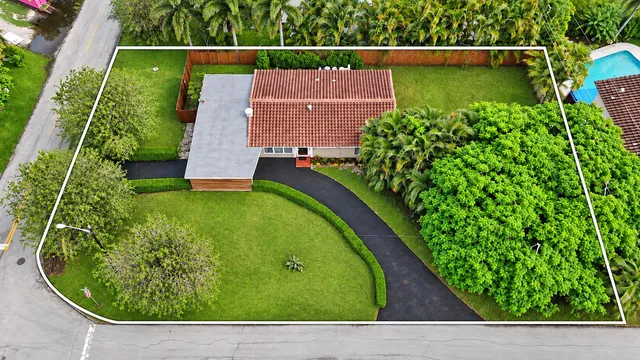3-bedroom home at 707 NW 24TH Street, Wilton Manors